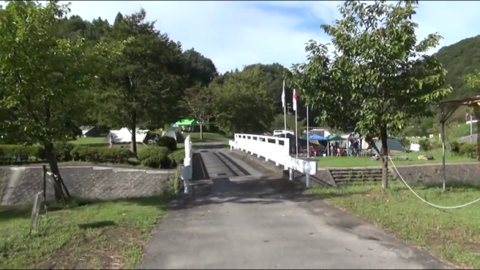 川西市知明湖キャンプ場（川西市）