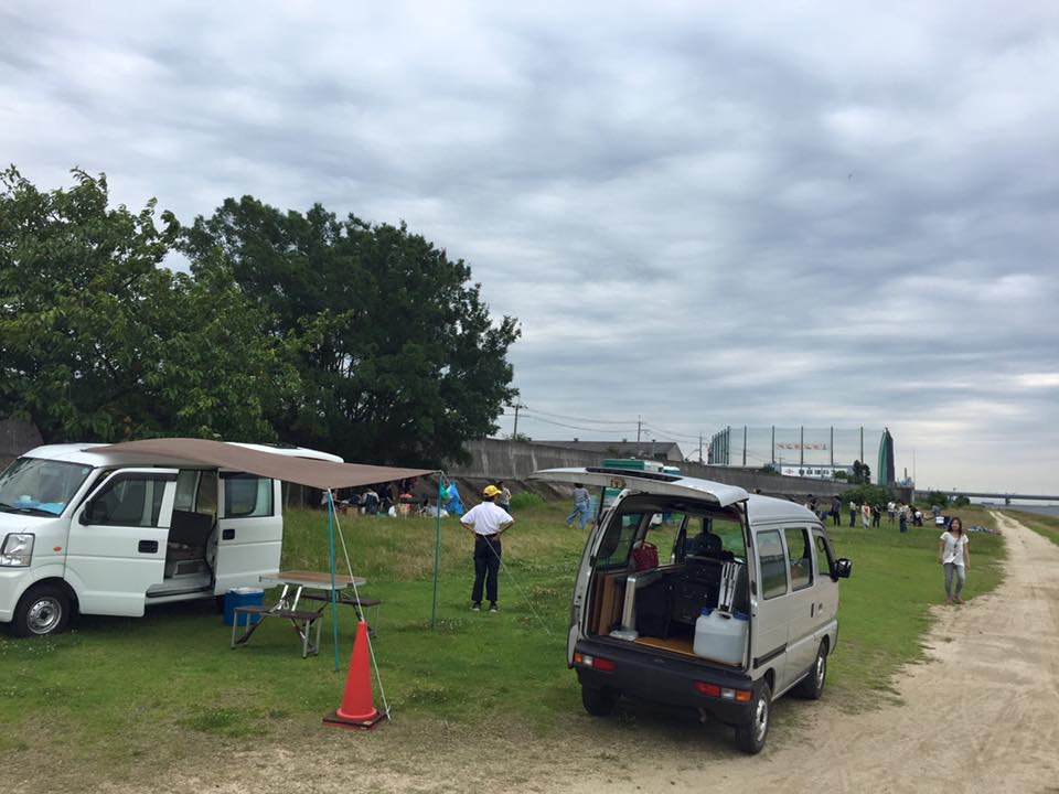 武庫川河川敷バーベキューエリア（尼崎市）<br />２０１８年から武庫川河川敷緑地でのバーべキューは終日全面禁止になりました。