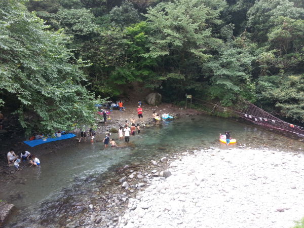 矢谷渓谷キャンプ場　（山鹿市）