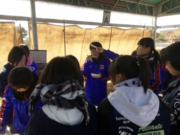 三重高女子サッカー部1