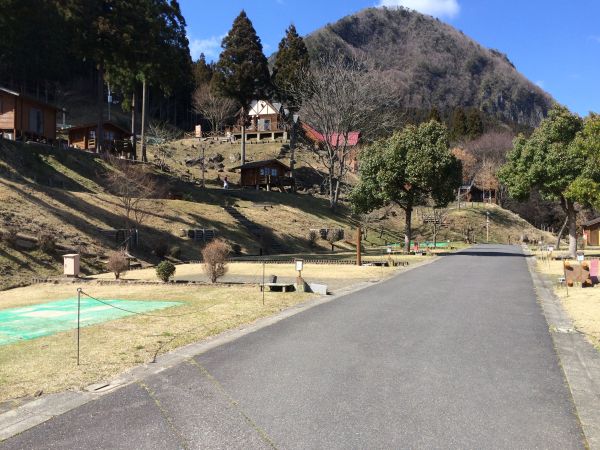 サンビレッジ曽爾奥香落オートキャンプ場（宇陀郡）-花見
