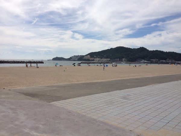 片男波海水浴場（和歌山市）