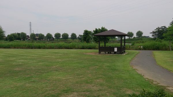 高須賀池公園　(幸手市)　バーベキュー場